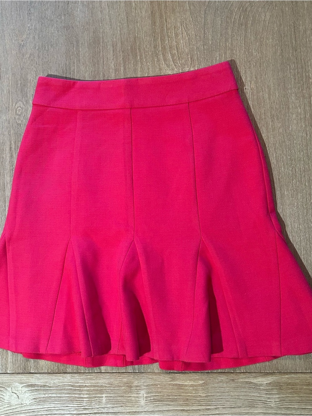 Banana Republic Fluted Skirt in Pop Pink Size 0P
